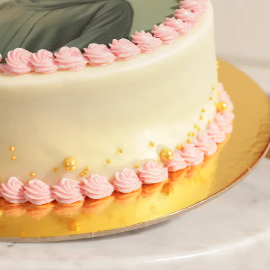 Floward Personalized Photo Red Velvet Pink Cake | Sweet Flowers Bouquet and Fuchsia Balloons