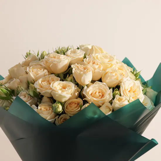 Mubkhar Indian Royal Bukhoor | Bright Peach Baby Rose Bouquet