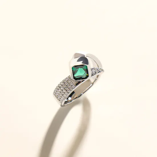 Floward Green Emerald Twisted Women's Ring | Size 6