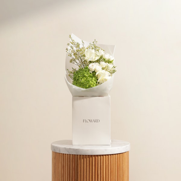 Amber Romance Flowers Bouquet