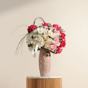 Exquisite Splendor Flowers Vase Exquisite Splendor Flowers Vase