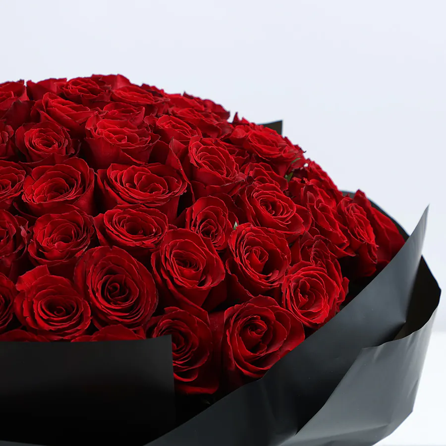 100 Red Roses | Black Wrap 2