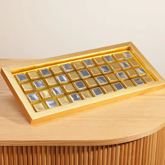 Ghazl Mubarak House Chocolate Box | Chic Vase