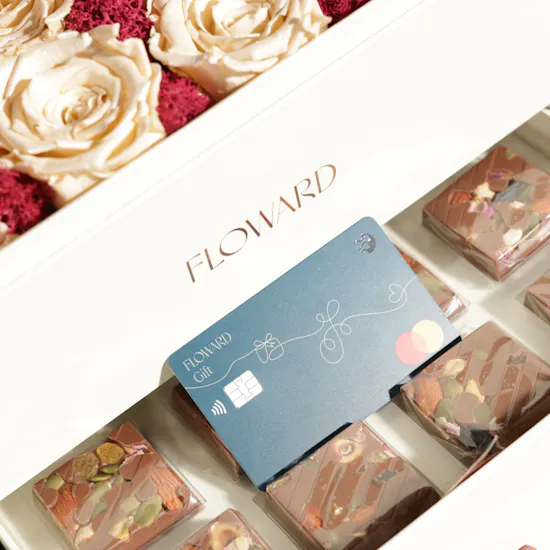 Floward Card 50 BHD | Floward Chocolates and Preserved Roses