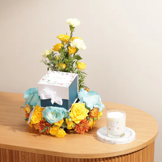 Floward Gardenia Candle | Happiness Blooms