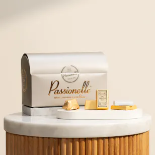 Passionelle Deluxe Chocolates Cornet Box