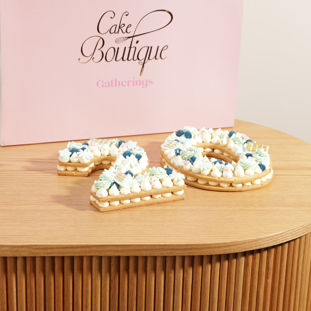 كيك على شكل رقم من كيك بوتيك