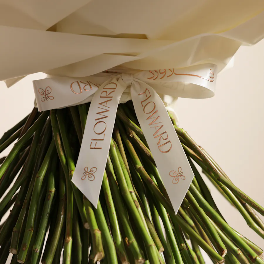 Soft Petals Bouquet | 150 Roses 4