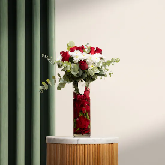 Elegant Flowers Vase