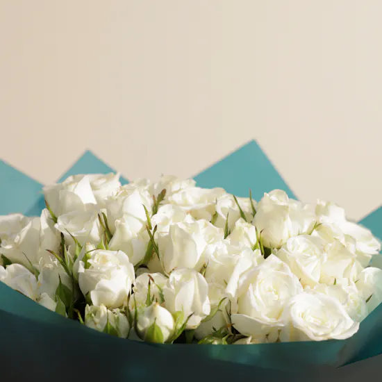 White Baby Rose Bouquet | 25 Flowers