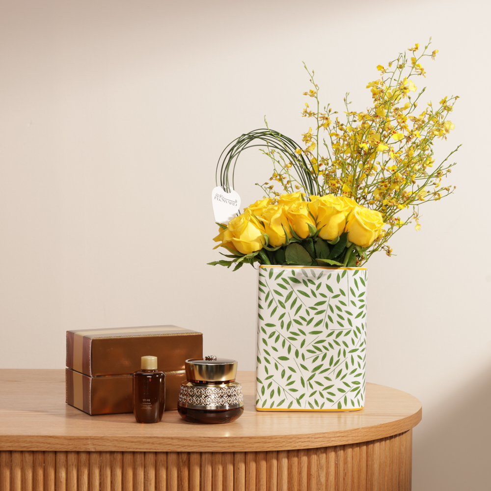 مجموعة من ذا فيس شوب | فازة  زهور