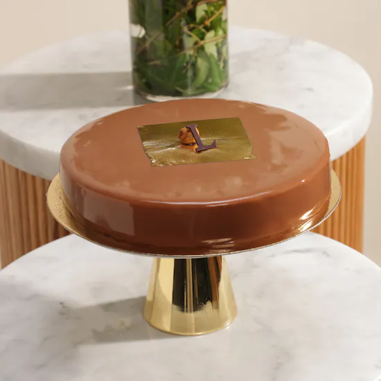Ladurée Plaisir Sucré Cake | Wonderful Details Flowers Vase