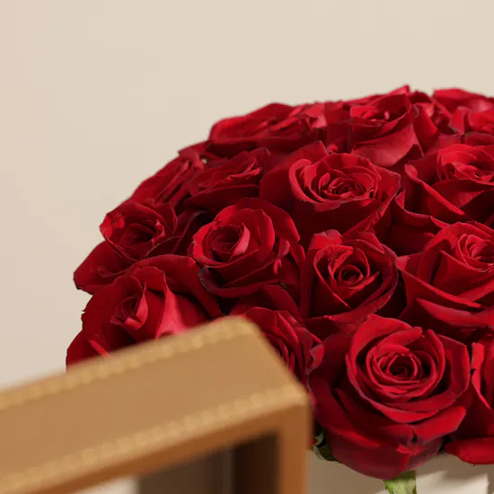 Al Malaky Royal Golden Leather Box | Luminous Harmony Flowers Box