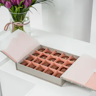 Floward Small Mixed Chocolate Box | Tulips Vase