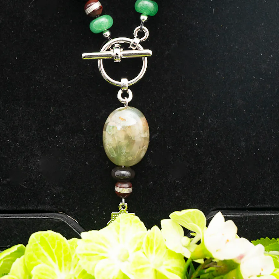 Tasneem Eshki Grace Rosary | Charming Flowers Arrangement 2