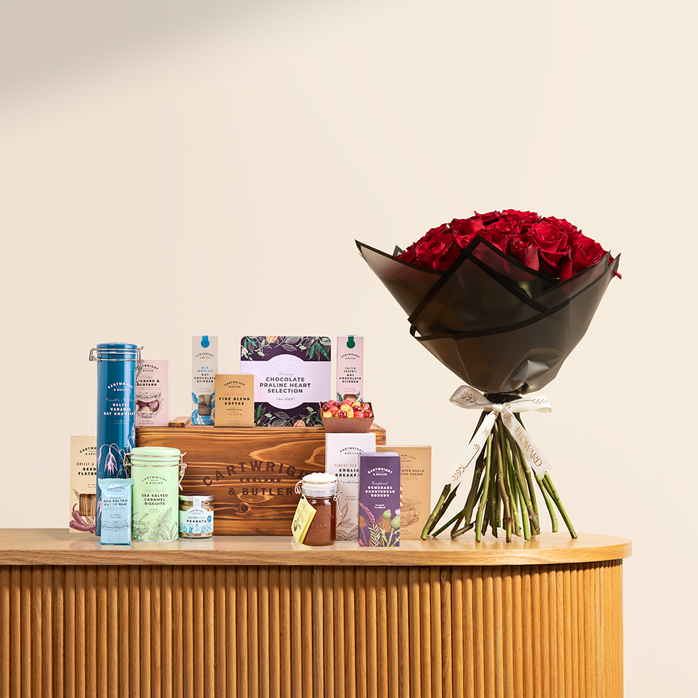 Cartwright & Butler The Swaledale Hamper | Red Roses Bouquet 
