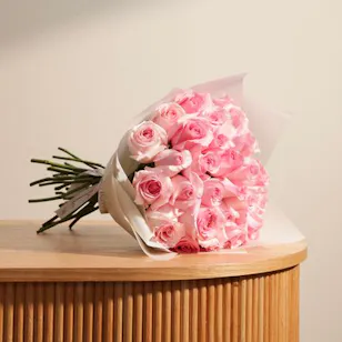 Pink Roses Bouquet | 35 Flowers