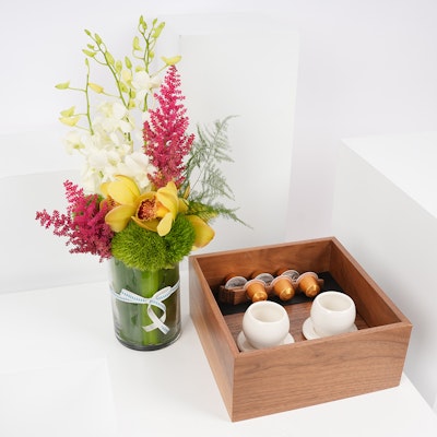 Saudi Artisanal Company Coffee Set | Flowers Vase