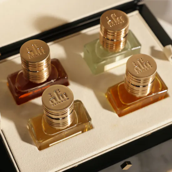 صندوق عطور راقية للجنسين من بتلة