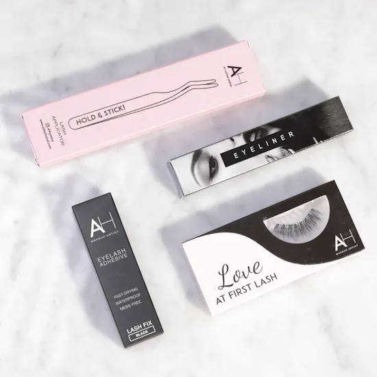 You've Got Mail Charming Gaze Gift Bundle