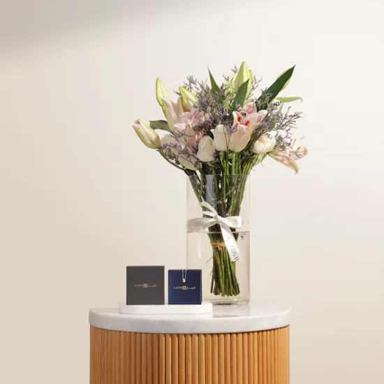 Lapis Diamond Gold Necklace | Kiss Flowers Vase