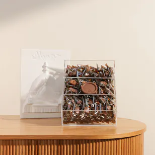 Nor Noyau Hajj Chocolate Box Nor Noyau Hajj Chocolate Box