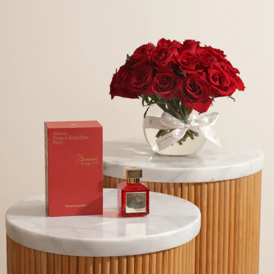 عطر باكارات روج اكسترايت دي برفوم للجنسين من ميزون فرانسيس كوركدجيان | زهور التخرج