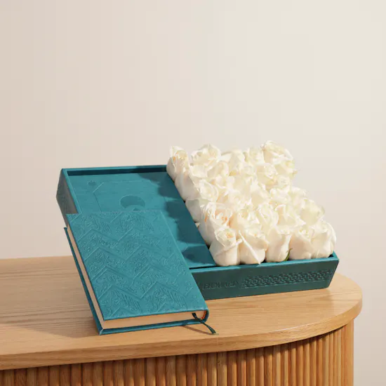 Floward Blue Holy Quran | White Roses
