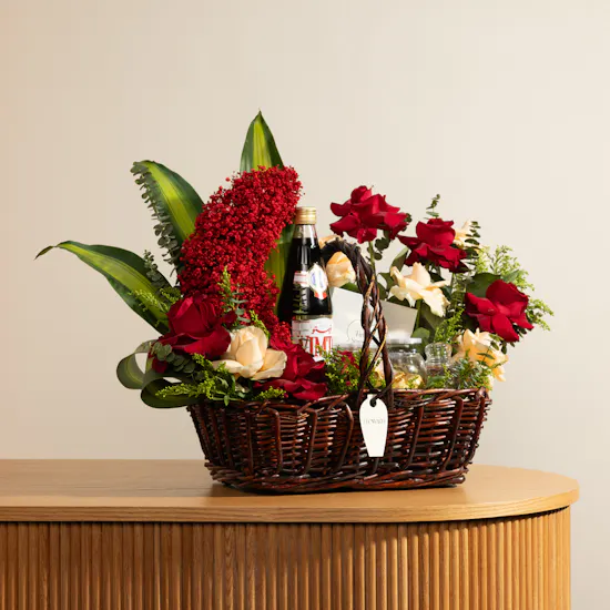 Floward Ultimate Sharing Gift Hamper