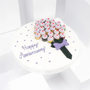 Helen's Mini Cup Cakes with Your Message Helen's Mini Cup Cakes with Your Message