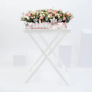 Opera Welcome Baby Girl Chocolates Stand & Flowers Opera Welcome Baby Girl Chocolates Stand & Flowers