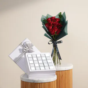 Le Chocolatier Dubai I Love You Classic Chocolate Box | The Red Affair Flower