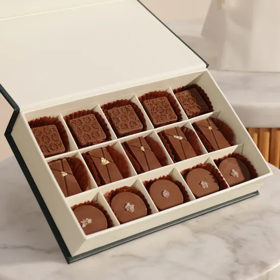 Floward Premium Chocolate Box | Delicate Flower Bouquet
