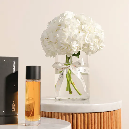 عطر الشتاء من مبخر | زهور همس الندى