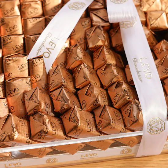 Levo Luxury Chocolate Tray | Royal Flowers