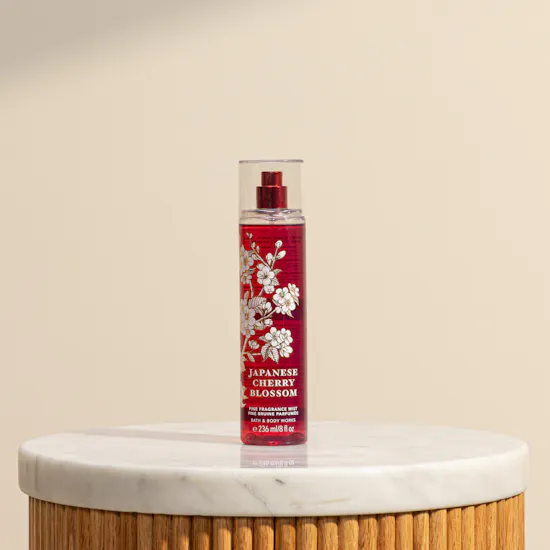 Bath and Body Works Japanese Cherry Blossom for Women Body Mist | 236 ml