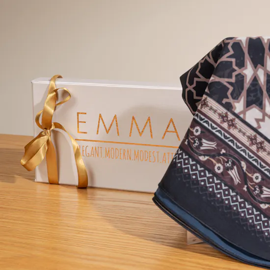 Emma Mystic Wood Scarf | Rose Revival Bouquet