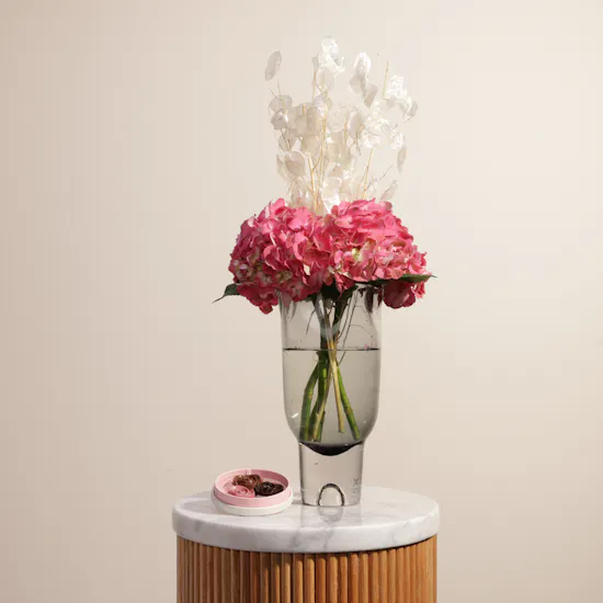 Bostani Rose Chocolate Box | Flowers Vase