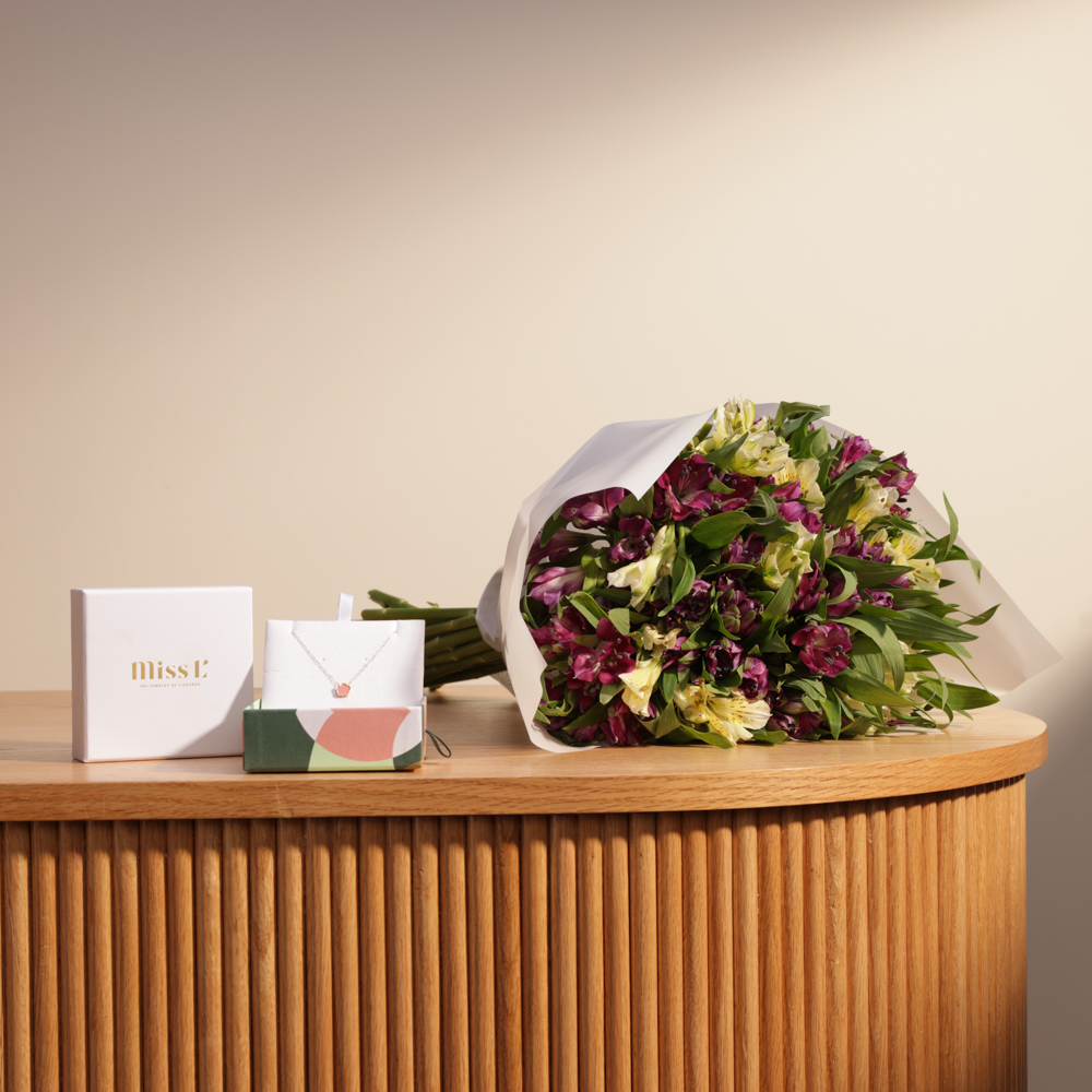 سلسلة  للأطفال من مس ال من لازوردي | زهور ساحرة