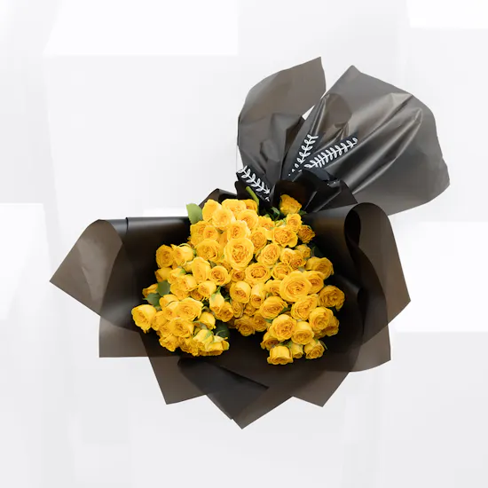 Yellow Heart | Black Wrap