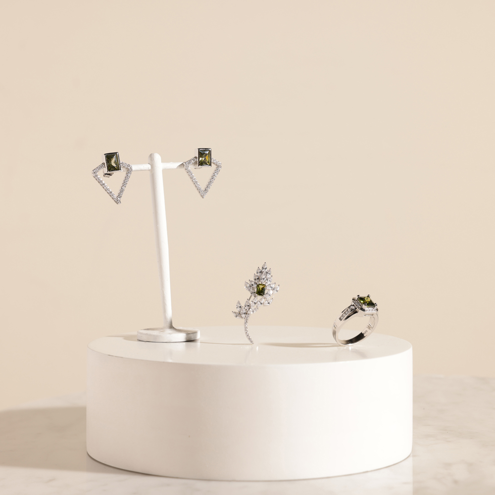 Floward Silver Geometric Jewelry Set | Olive Stones