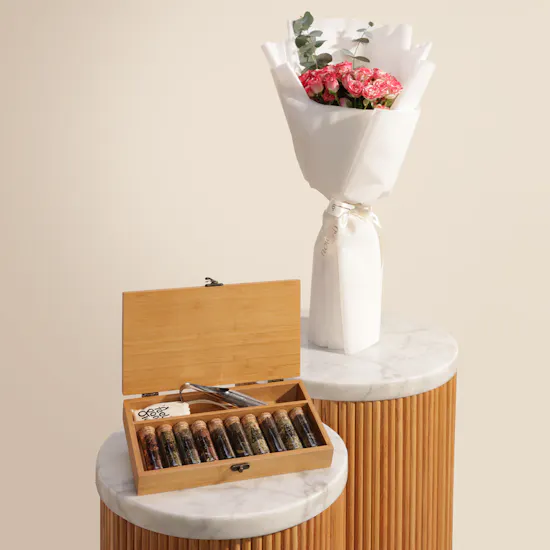 Feel Good Tea Wooden Box | Heart whispered Flower Bouquet