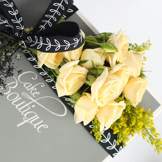 Cake Boutique Lotus Cheesecake | Roses