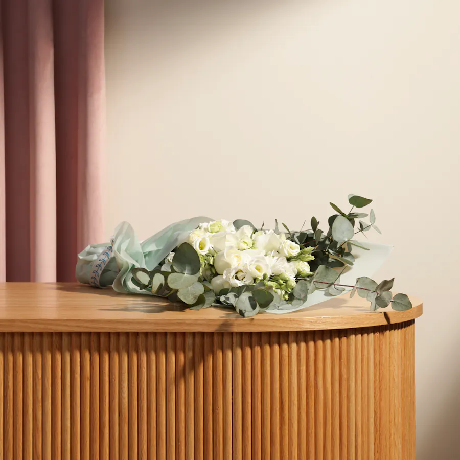 Shiny White Roses | Green Wrap 1