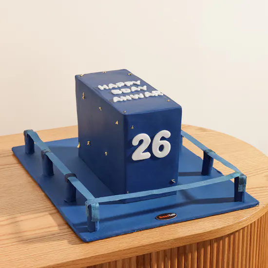 BreadTalk Personalized Fireworks Cake