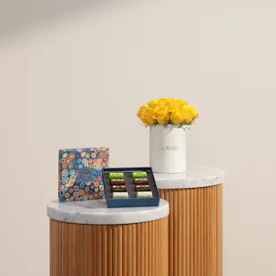 Venchi Murrine Blue Lingottino Chocolate Box | Burst Happiness Flower