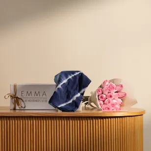 Emma Lost in Blues Scarf | Bright Pink Rose Bouquet
