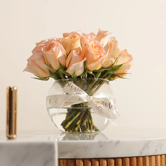 Abdul Samad Al Qurashi Sasura Oud Oil Set | Peach Rose Vase