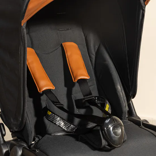 Hedeya Mima Zigi Black and Camel Stroller