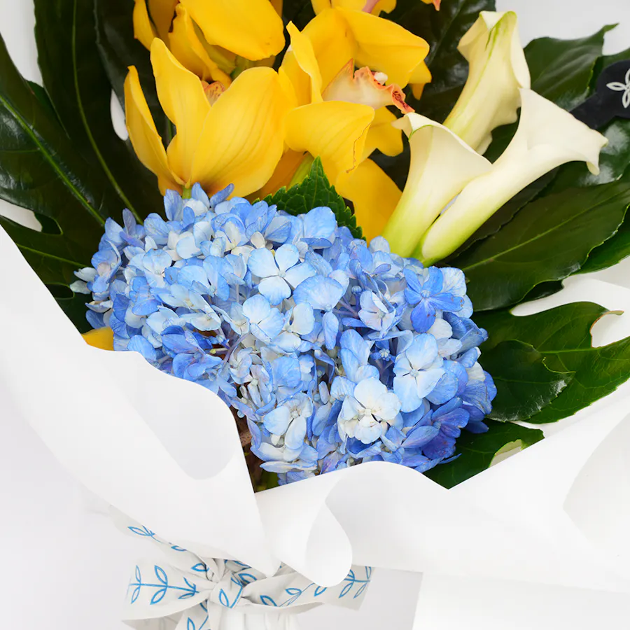 Jo Spa Graduate Voucher | Beautiful Flowers 3